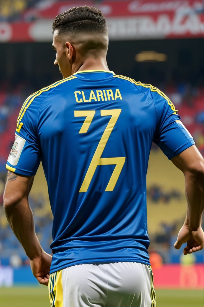 a player named kvaratskhelia with the shirt of the country Colombia on his back and with the number 77
