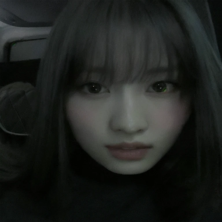 There is a woman with long hair and a black shirt, jaeyeon nam, ulzzang, heonhwa choe, lalisa manobal, with bangs, Jinyoung Shin, Parque Ji-min, Chiho, she has black hair with bangs, janice sung, Suzy, Lalisa Manoban do Blackpink, shikamimi