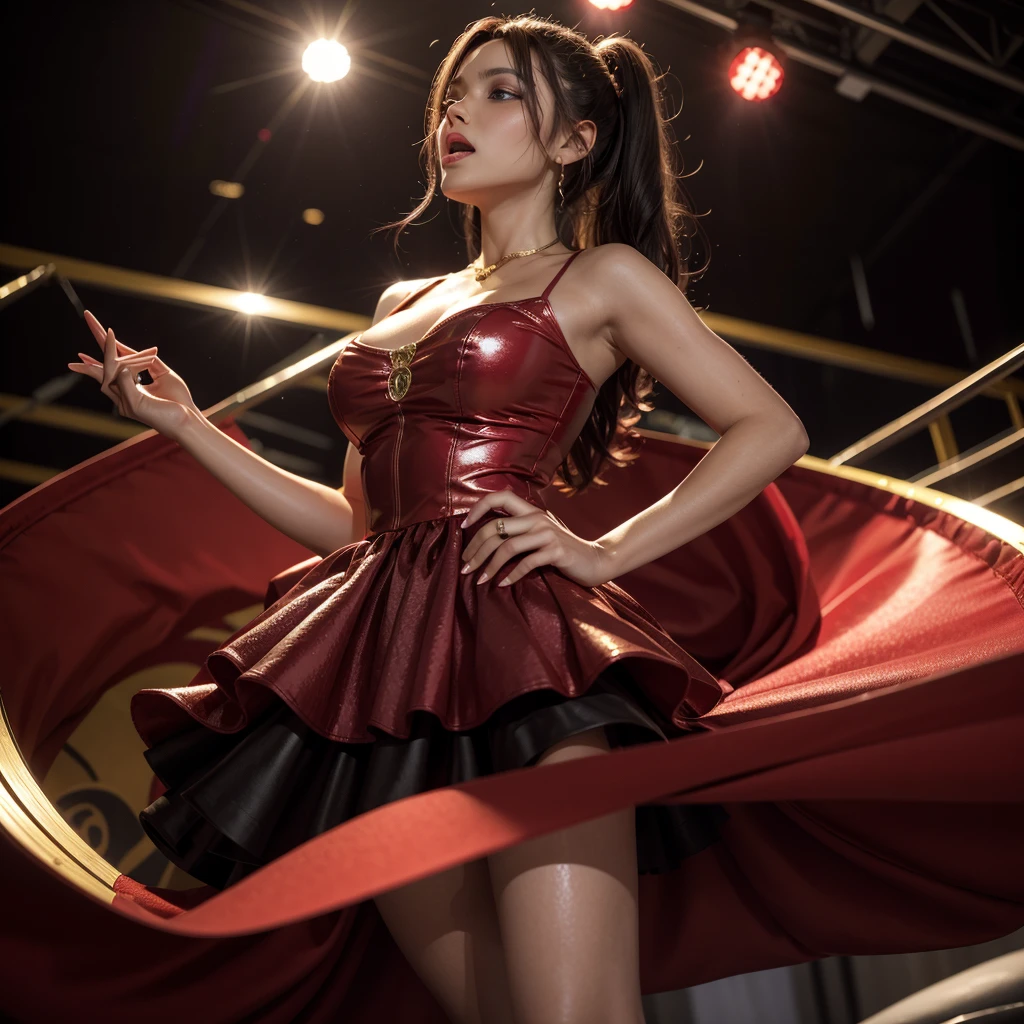 MUSICAL EXPRESSO SUL 3D bright red and shiny gold