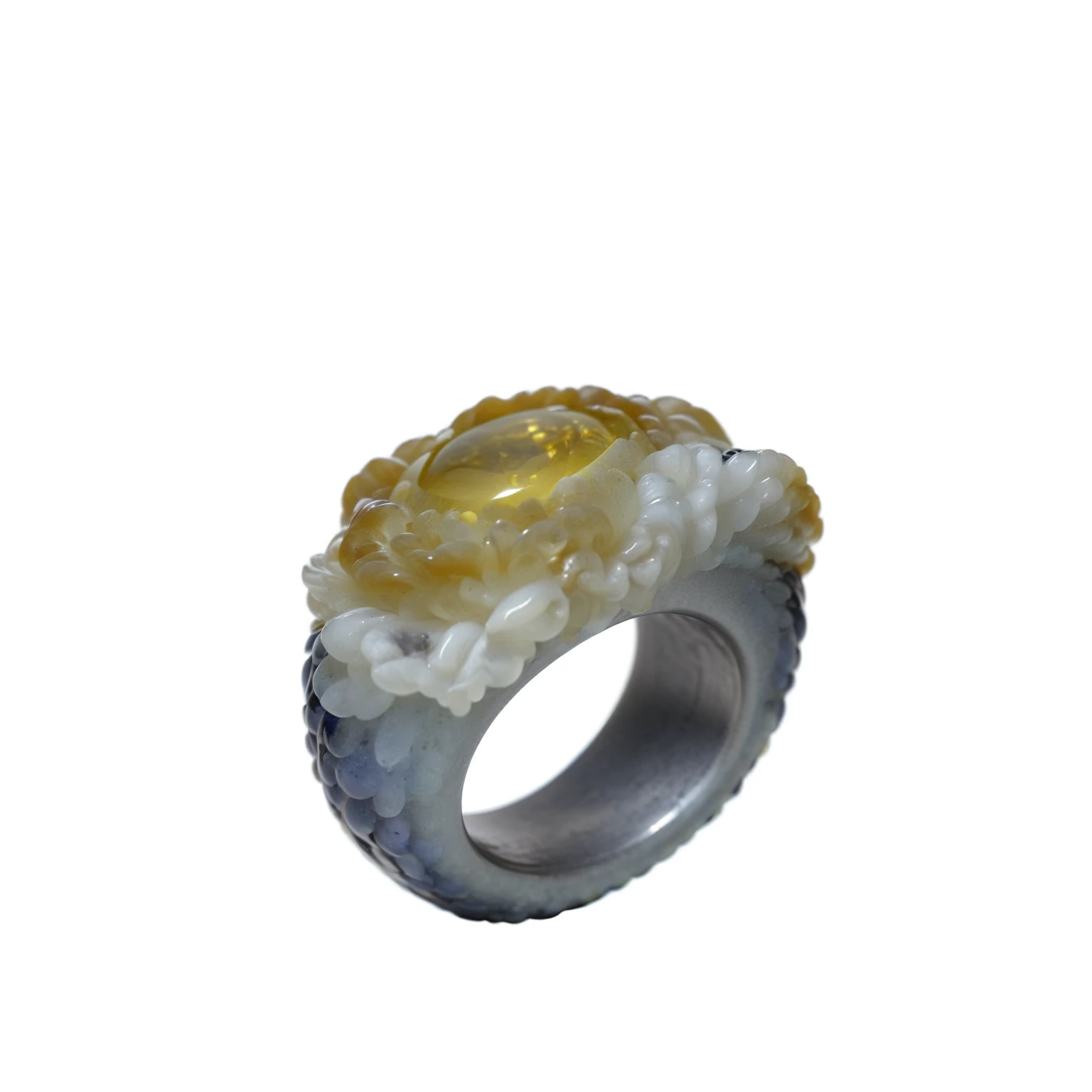 a close up of a ring with a yellow and white stone, ring, East, Sculpture from sapphire stone, exit sculpture, exit, su fu, 20th Century, Sculpture, 20th Century, 16th century, 16th century, nanquan, 360*, ruanjia, 1 8 0 0, Son of Heaven, sha xi