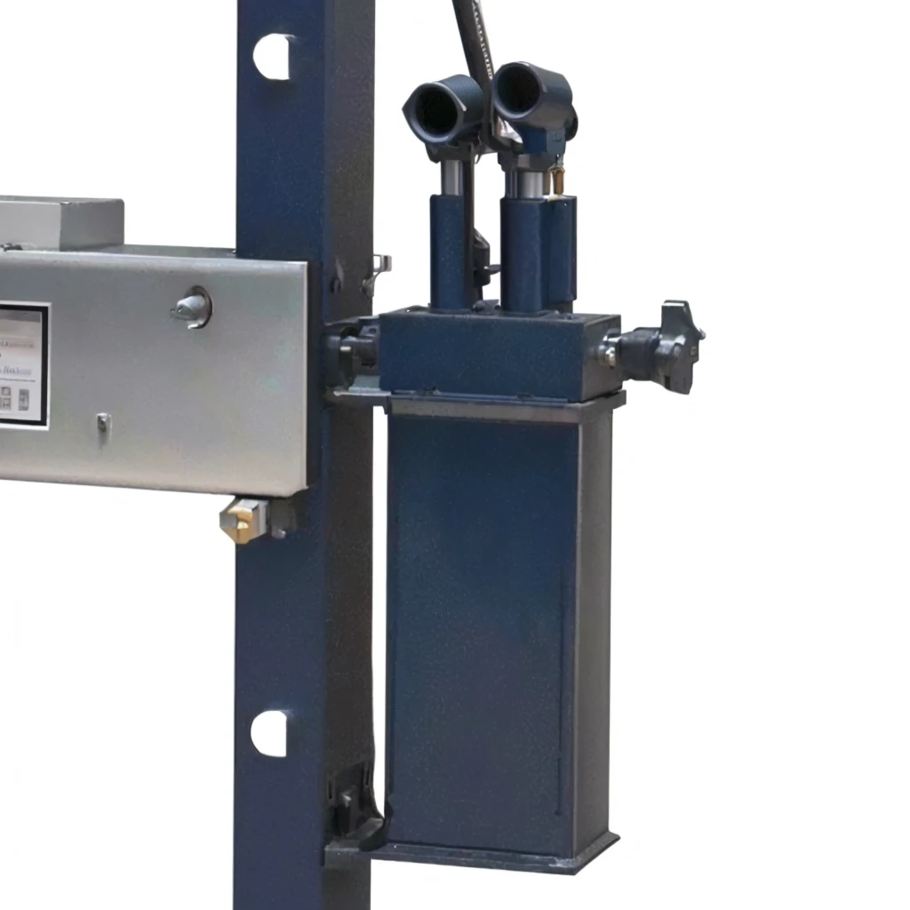 There is a machine on a pole, Hydraulic characteristics, highly technical, portrait n - 9, detail, multi-part, technical detail, technical, high quality mechanical, product photo, high technical detail, Beautiful images, aluminum, close up, close up视图, 近距离portrait, high resolution detail, portrait, high detail product photo，unbelievably realistic，