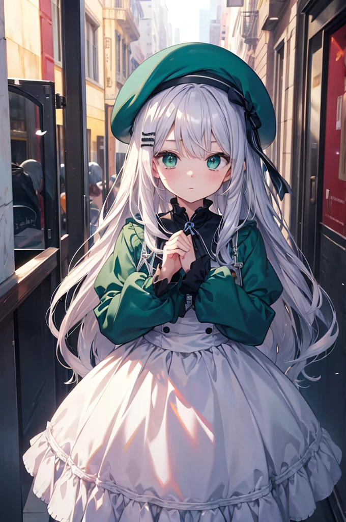 Concept Art、masterpiece、Right hand in front、Extend your right hand、Panic look、Fluttering Hair、Silver Hair、Long Hair、Green Eyes、Shot from above、Give it back!、beret