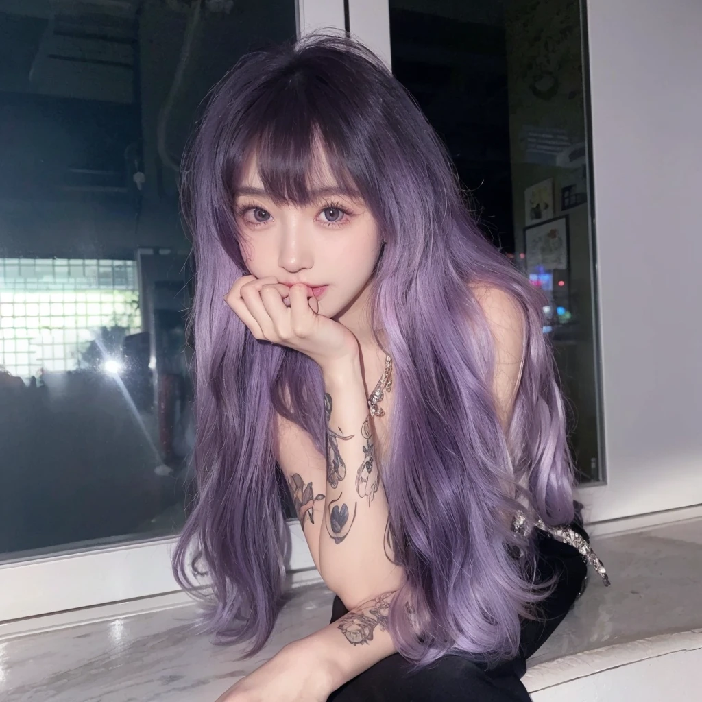 Purple long curly hair,Natural and beautiful hair,The background is simple and clean,