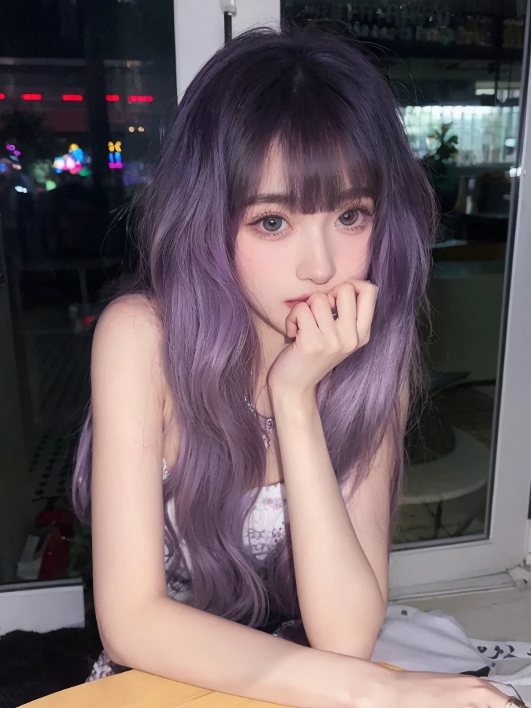 Purple long curly hair,Natural and beautiful hair,The background is simple and clean,