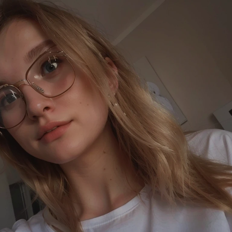 blond woman with glasses and a white shirt taking a selfie, with glasses, 18 year old, girl with glasses, 🤤 Girl portrait, Aleksandra Waliszewska, 1 6 years old, with glasses on, 19-year-old girl, profile pic mit Porträtfoto, wearing glasses, Picture of very, very poor quality, profile pic, very accurate photo