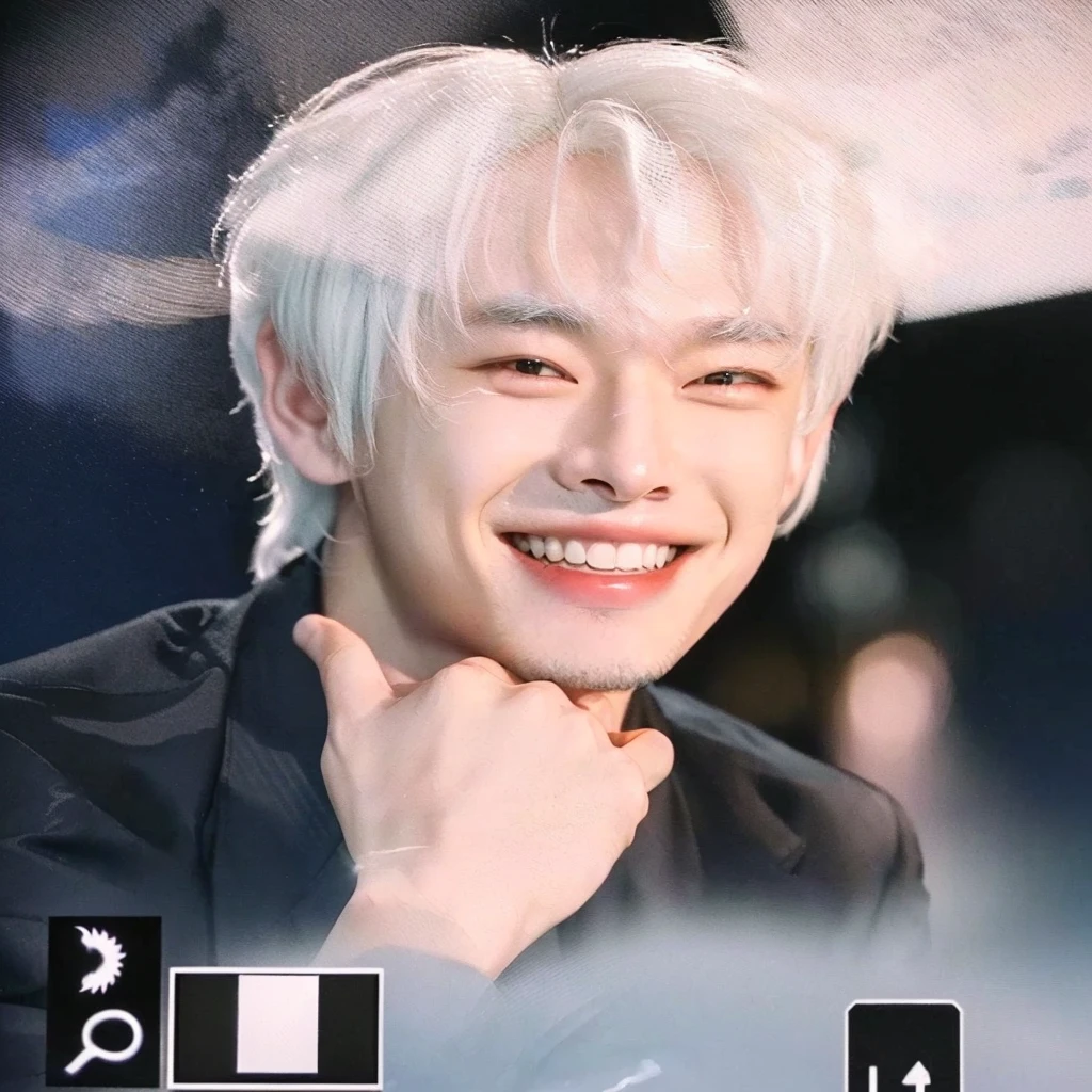 arafed image of a man with a white hair and a black jacket, jung jaehyun, cai xukun, smileing nright, steven jung, he is smiling, coy smile, wan adorable korean face, smiling maniacally, joyful smirk, charming smile, kim doyoung, smiling coy, smiling sweetly, beautiful and smiling, lovely smile
