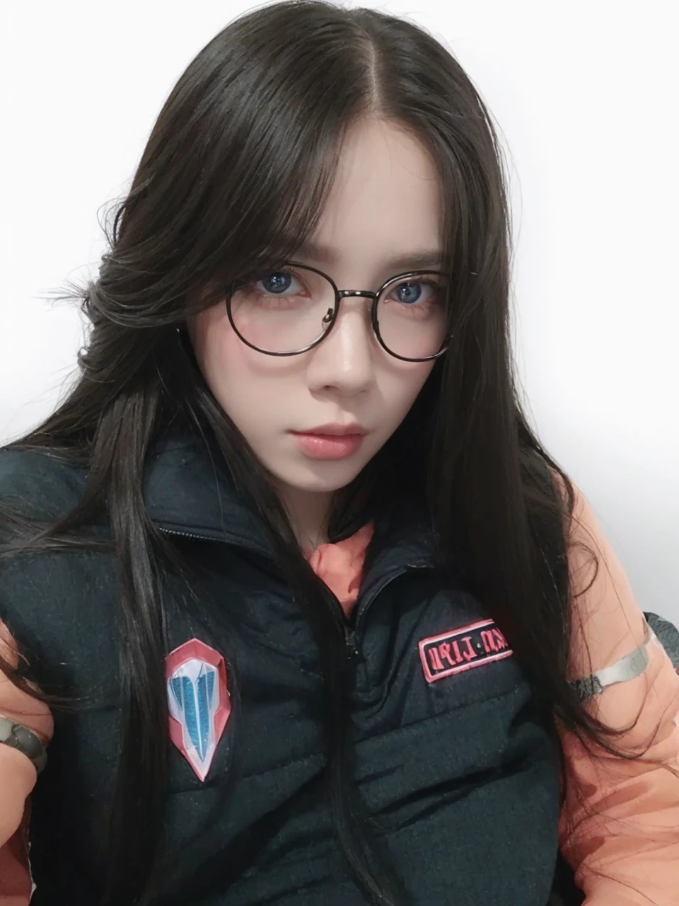(((open nit、mini skirt、White background、Cowboy Shot、forehead)))、forehead、Northern Europe、Russia、beautiful girl、Platinum Blonde Hair、Straight long hair、Big blue eyes、Youth in Northern Europe、Glowing Skin、Young and beautiful skin、A perfect and beautiful little face、Bright makeup、Pale pink lips、Bright expression、lipstick、Golden Hour Lighting、Movie Light、Intricate details、High resolution、 Detailed features of the face design、Big Breasts