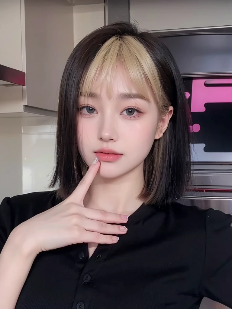 Blonde bangs short hair,Natural and beautiful hair,The background is simple and clean,