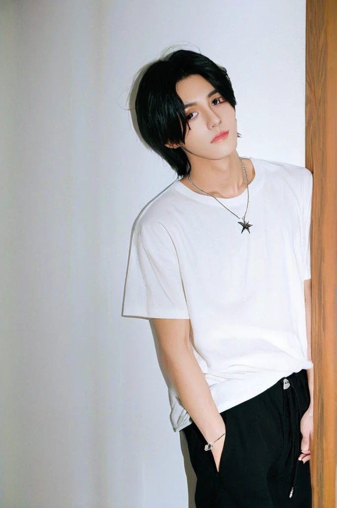 One boy、Young man with black hair(Mash Straight)((Long Hair)),With nape、Long enough to cover the earale K-Pop Idols、Levi Ackerman、Medium portrait、chop、Beautiful Model、Oval Face、Vivid、Selfie、(In a dark room)、The whole body is shown、((Full body photo))
