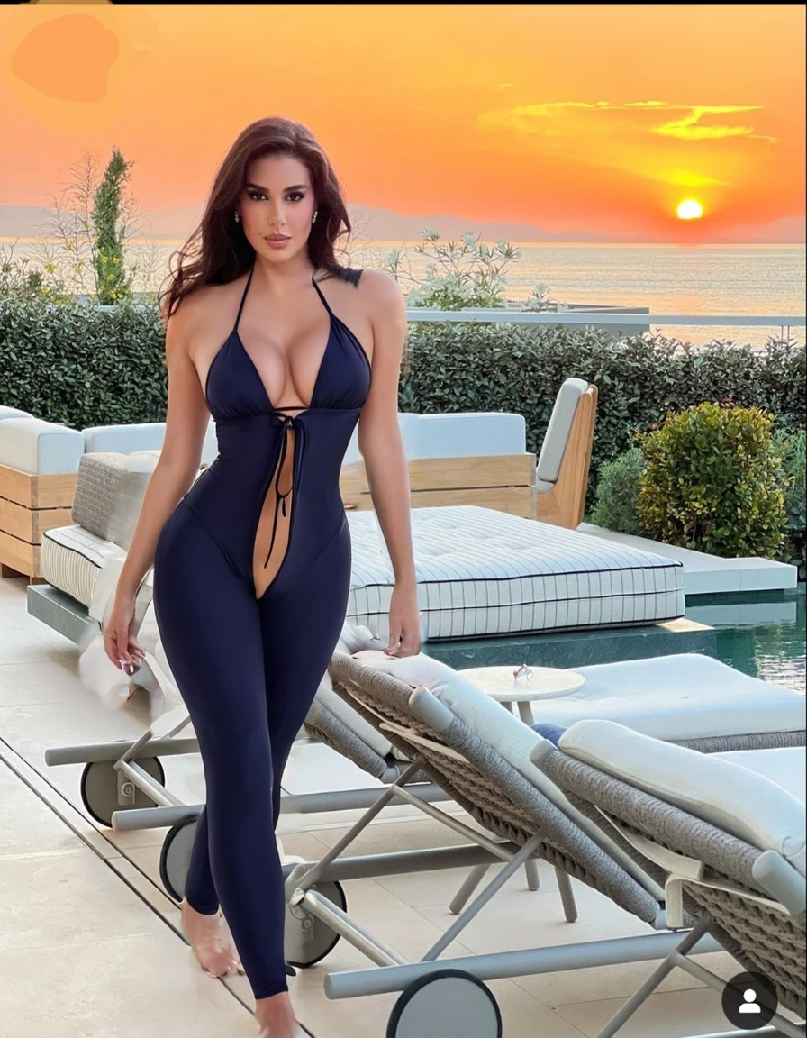 a woman (only Wearing white Bikini tops,bikini bottoms,String Only Micro Bikini,Very large breasts, :1.3)
no primeval clothes,No long pants