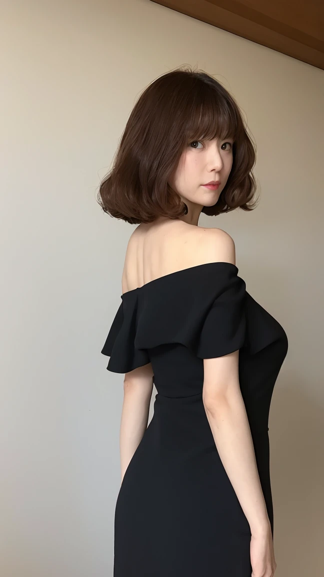 (masterpiece, Highest quality), 1. Mature Woman, Beautiful Face,  Japanese、 Tatsumaki, dress, Black dress,Big Breasts，Split，Off-the-shoulder clothing