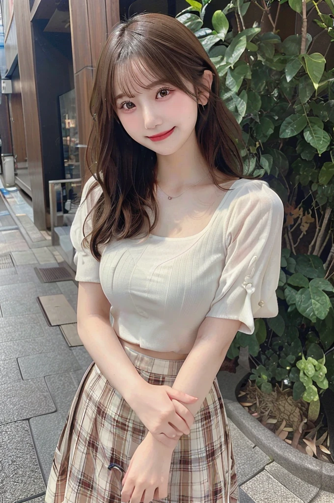 คุณภาพhighสุด、ความละเอียดhigh、very detailed、Masterpiece、RAW shooting:2、realistically:2、Virtual image:2、Very delicate and beautiful、exquisite details、full shot、1 woman、Japan、22 years old、(red shirt cheerleader)、(Cheer on the pitch.)、(beautiful face:1.5)、Cheer uniform、(yellow short skirt:1.5)、high、brown hair、put on makeup、textured skin、(Bare legs:1.5)、perfect proportions