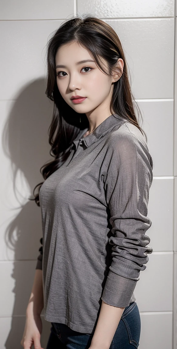 Highest quality, 1 beautiful woman, 28 years old, s, 35mm lens, F/1, Cowboy shot, Specific Background、Tiled background、Perm、sweat plaid shirt、Money