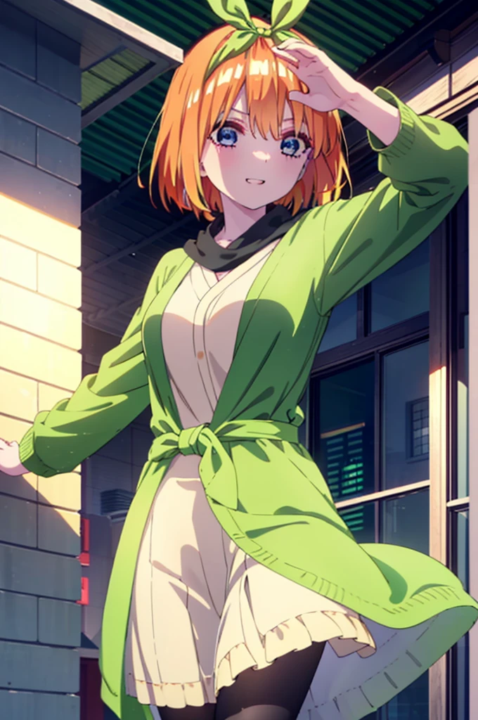 Yotsubanakano, Yotsuba Nakano, bangs, short hair, blue eyes, Hair between the eyes, hair ribbon, hair band, Orange Hair, (Green ribbon:1.5), smile, Grin,Green long coat,V-neck sweater,White scarf,Long skirt,Black pantyhose,It's snowing,Snow is piled up,evening,sunset,The sun is setting,Walking,whole bodyがイラストに入るように,
break ourdoors, Building district,
break looking at viewer, whole body,
break (masterpiece:1.2), Highest quality, High resolution, unity 8k wallpaper, (figure:0.8), (Beautiful attention to detail:1.6), Highly detailed face, Perfect lighting, Highly detailed CG, (Perfect hands, Perfect Anatomy),
