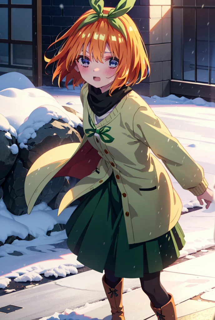 Yotsubanakano, Yotsuba Nakano, bangs, short hair, blue eyes, Hair between the eyes, hair ribbon, hair band, Orange Hair, (Green ribbon:1.5), smile, Hair between the eyes,blush, Open your mouth,White Breath,scarf,Green neck long coat,V-neck sweater,Long skirt,Black Pantyhose,short boots,Standing leaning against a wall,Snow is piling up,that'it's snowing,whole bodyがイラスト入るように,Hiding in a roofed building,
break outdoors, construction area,
break looking at viewer, whole body,
break (masterpiece:1.2), Highest quality, High resolution, unity 8k wallpaper, (shape:0.8), (Beautiful attention to detail:1.6), Highly detailed face, Perfect lighting, Extremely detailed CG, (Perfect hands, Perfect Anatomy),
