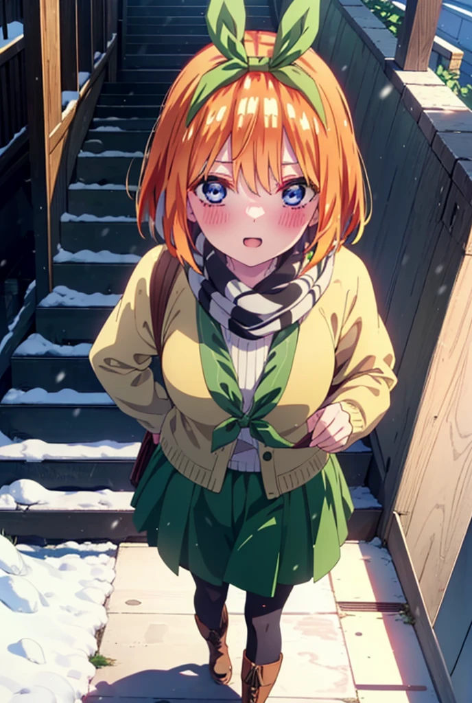 Yotsubanakano, Yotsuba Nakano, bangs, short hair, blue eyes, Hair between the eyes, hair ribbon, hair band, Orange Hair, (Green ribbon:1.5), smile, Hair between the eyes,blush, Open your mouth,White Breath,scarf,Green neck long coat,V-neck sweater,Long skirt,Black Pantyhose,short boots,Standing leaning against a wall,Snow is piling up,that'it's snowing,whole bodyがイラスト入るように,Hiding in a roofed building,
break outdoors, construction area,
break looking at viewer, whole body,
break (masterpiece:1.2), Highest quality, High resolution, unity 8k wallpaper, (shape:0.8), (Beautiful attention to detail:1.6), Highly detailed face, Perfect lighting, Extremely detailed CG, (Perfect hands, Perfect Anatomy),