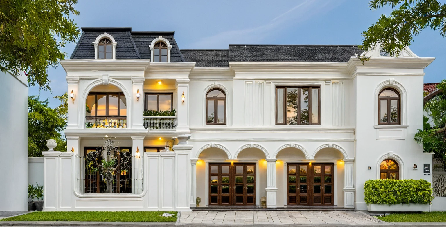 neo classical villa on street, (daylight), tropical tree, vivid colour, streetcapes, white tone, white wall, large glass door, warm interior lighting, wood and marble, best quality, 20ArchiAI_XL_NeoTH-v2