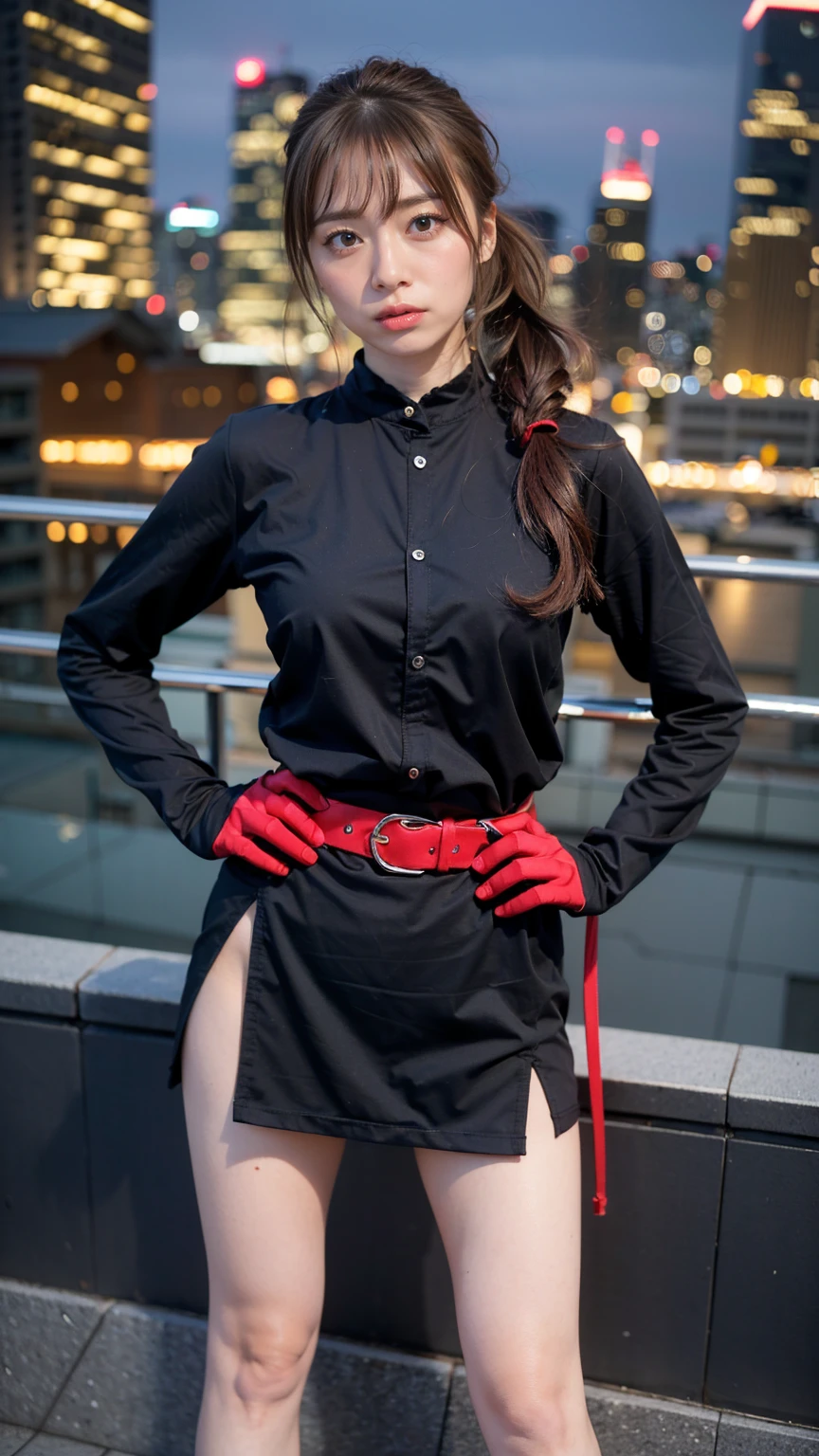 (8K、RAW Photos、Highest quality、masterpiece:1.2)、(Highest quality、Realistic)、1 Girl、((ガーターbelt、Side Ponytail、Tube top、Arm Covers、Ninja costume、mini skirt、Black and Red、tights、Belly button、Gloves、belt、ribbon、See-through、Thin legs、whole body、boots、City of night、View from the front、Looking into the camera、Stand with hands on hips))、cute