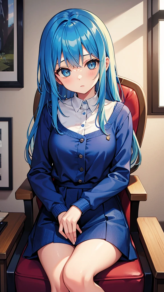 A girl with blue hair,sit on the chair,The one in my hand is my mother's model,Look relaxed,And focused,There is indeed a feeling of boredom
