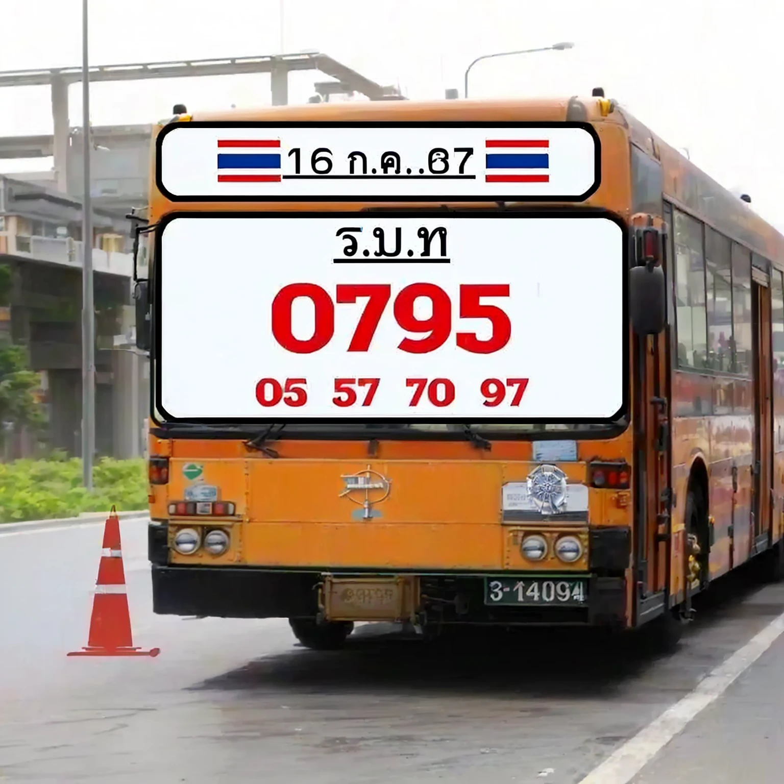 there is a bus that is driving down the street, public bus, ( ( ( buses, buses, width 🚿🗝📝, h bangkok
