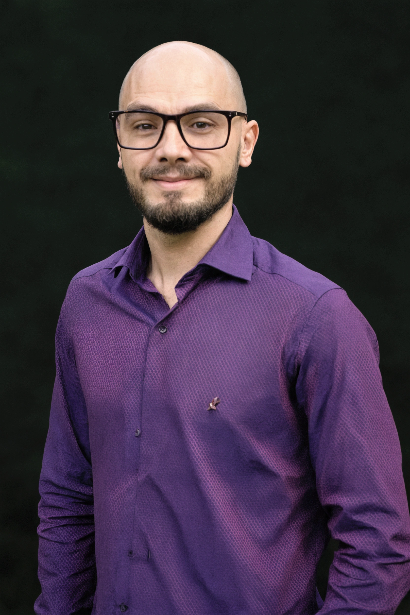 naughty man, short beard, baldie, purple dress shirt, background of a park