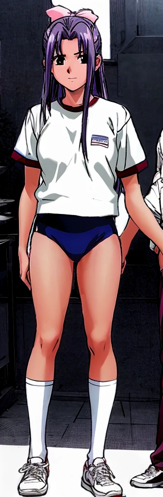 Momoko Koigakubo, a tall girl with beautiful legs, is standing with a smile on her face in a white gym uniform and light navy blue bloomers that look like panties.。Momoko Koigakubo is holding a boy wearing a tracksuit next to her.。