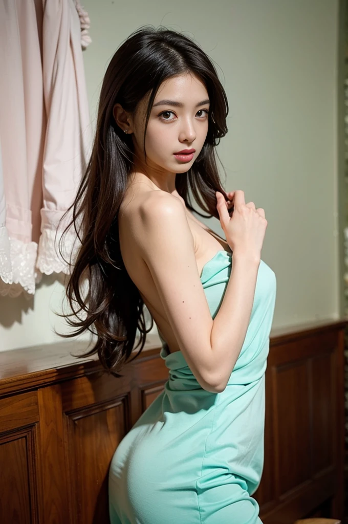 (nude)