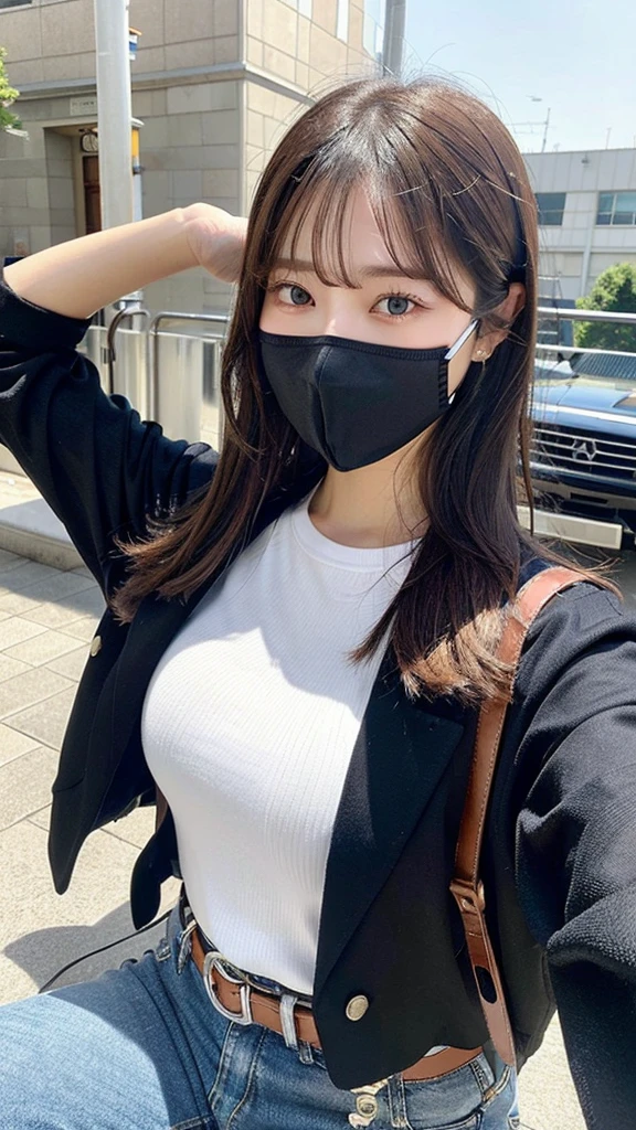 ​masterpiece、top-quality、The ultra -The high-definition、、colourfull、flat-colors、depth of fields、lens flare 1 girl、、A dark-haired、watching at viewers　holster　bobby　Cutter shirt　a belt　suspenders　working adults　materia　OL　　Black jacket　glares　large full breasts　JINS　jeans　 Face sitting
Waiting to start　 Armpit sweat　perspiring　Sides of both hands　masks