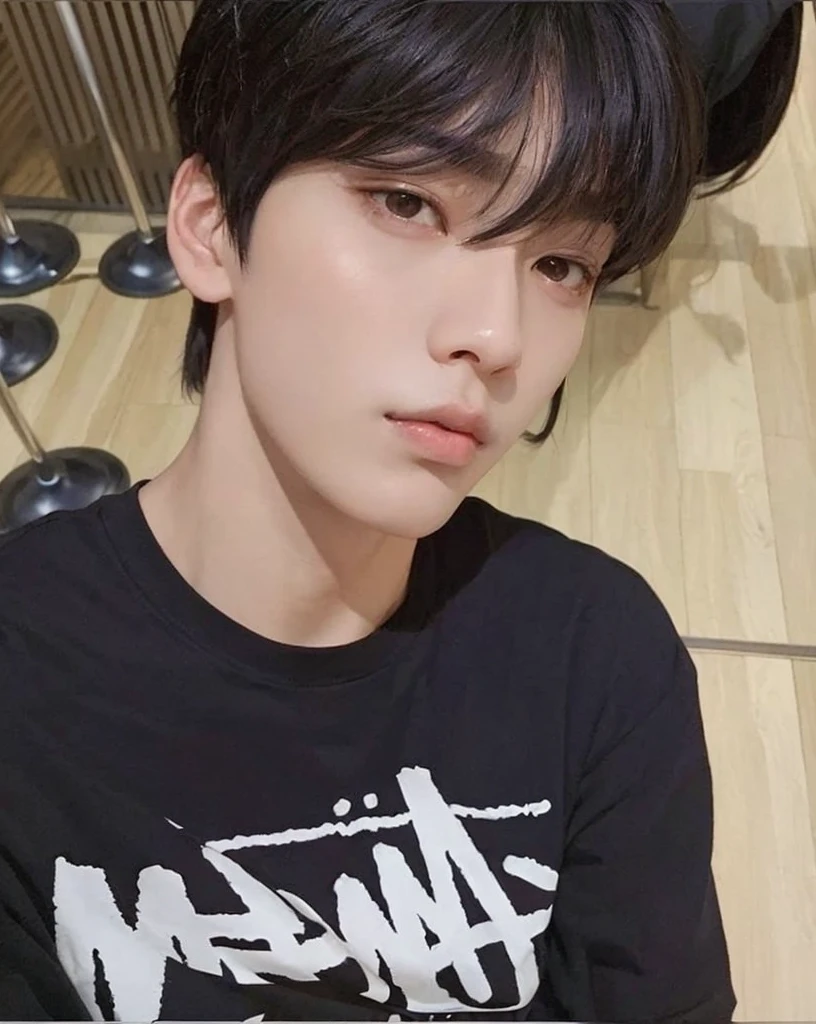 Arafed Asian man with white t-shirt and black hair......, androgynous face, Jung Jaehyun, jinyoung shin, delicate androgynous prince, kim doyoung, 1 7-year-old boy with a thin face, Smart Ulzzang, Cai Xu Kun, beautiful androgynous prince, androgynous person, kim taejin, hyung tae