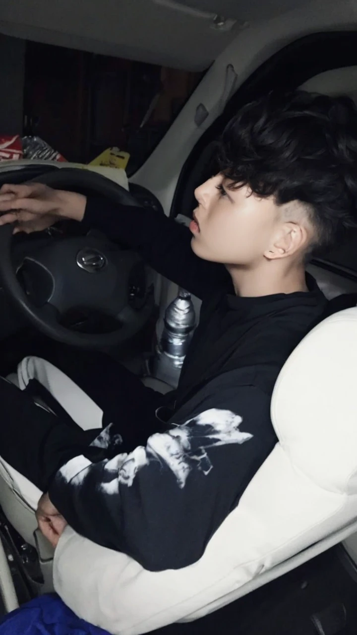 boy, Jungkook, realistic ,masterpiece, best quality, serious expression, face serious, boy, korean man, highres, portrait, photo_light, dark hair, black hair, dark scene {{}}, ulzzang-6500-v1.1:0.9