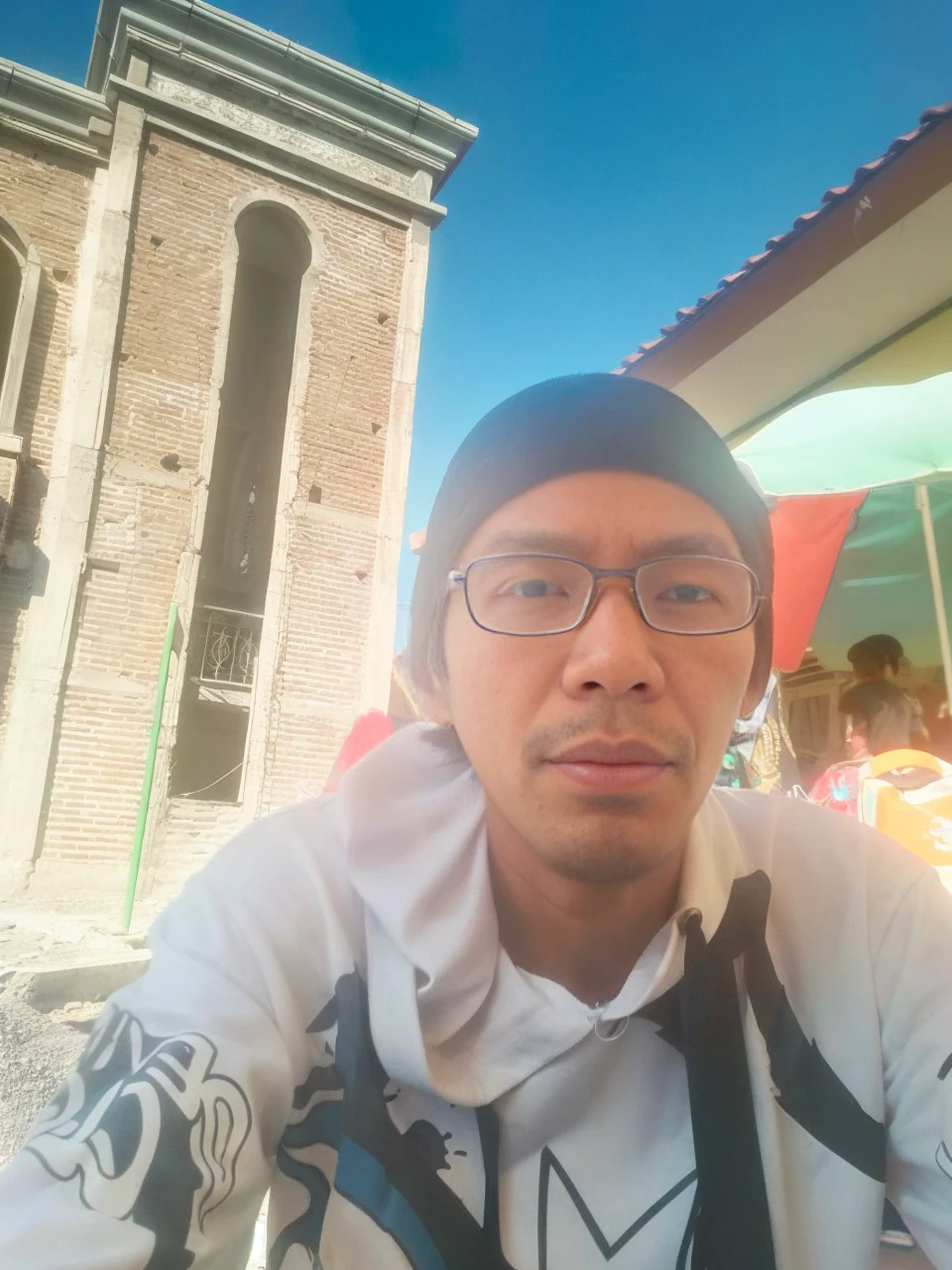 A indonesian man, 3d cartoon, 3d render, realistic detailed UHD 4k photography extreme quality, Cg unity 8k, super delicate, background blur, full depth of field, HDR high dynamics, real restoration, intricate and extreme details, perfectly presenting the style of midjourney art. realistic, elegant, goddess, surrealism, high detail, supremacy, cinematic lighting, ray tracing, shadow, uhd, retina, masterpiece, ccurate, anatomically correct, textured skin, super detail, high detail, high quality, high quality, award-winning, best quality, high resolution, 1080P, 16k, 8k, 4K, HD