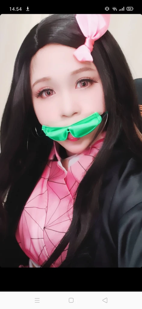 Mouth,chubby cheek