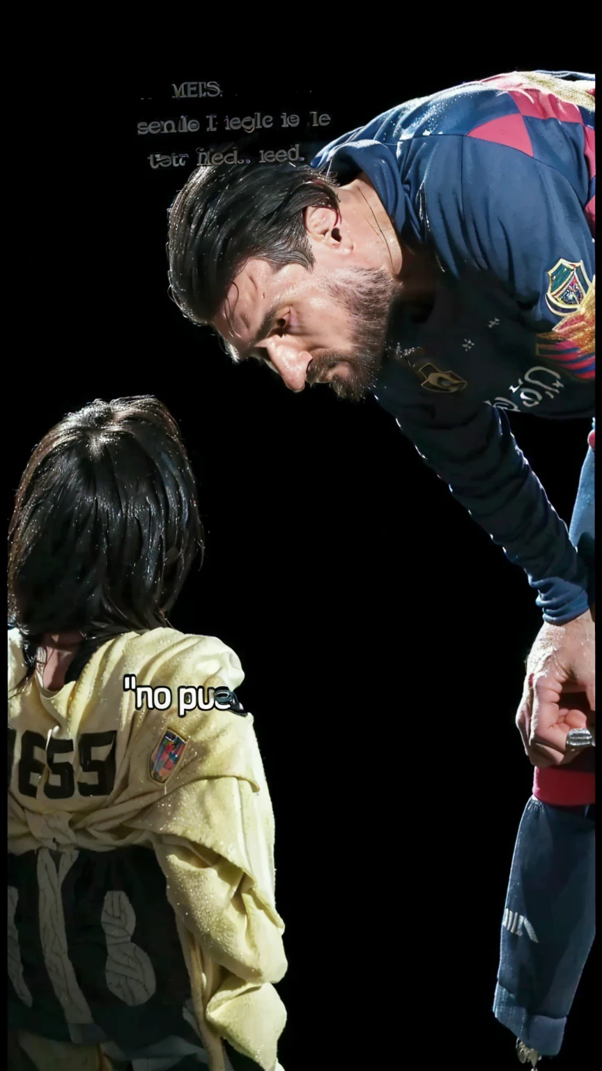 There is a man and a man who are playing soccer, Messi, Messi mojando a ronaldo, 🇺🇦, 🌻🎹🎼, Lionel Messi, the best ever, Messi como vikingo, without stipple, emotional image, 🚿🗝📝, memes, 🔞🤡, uploaded