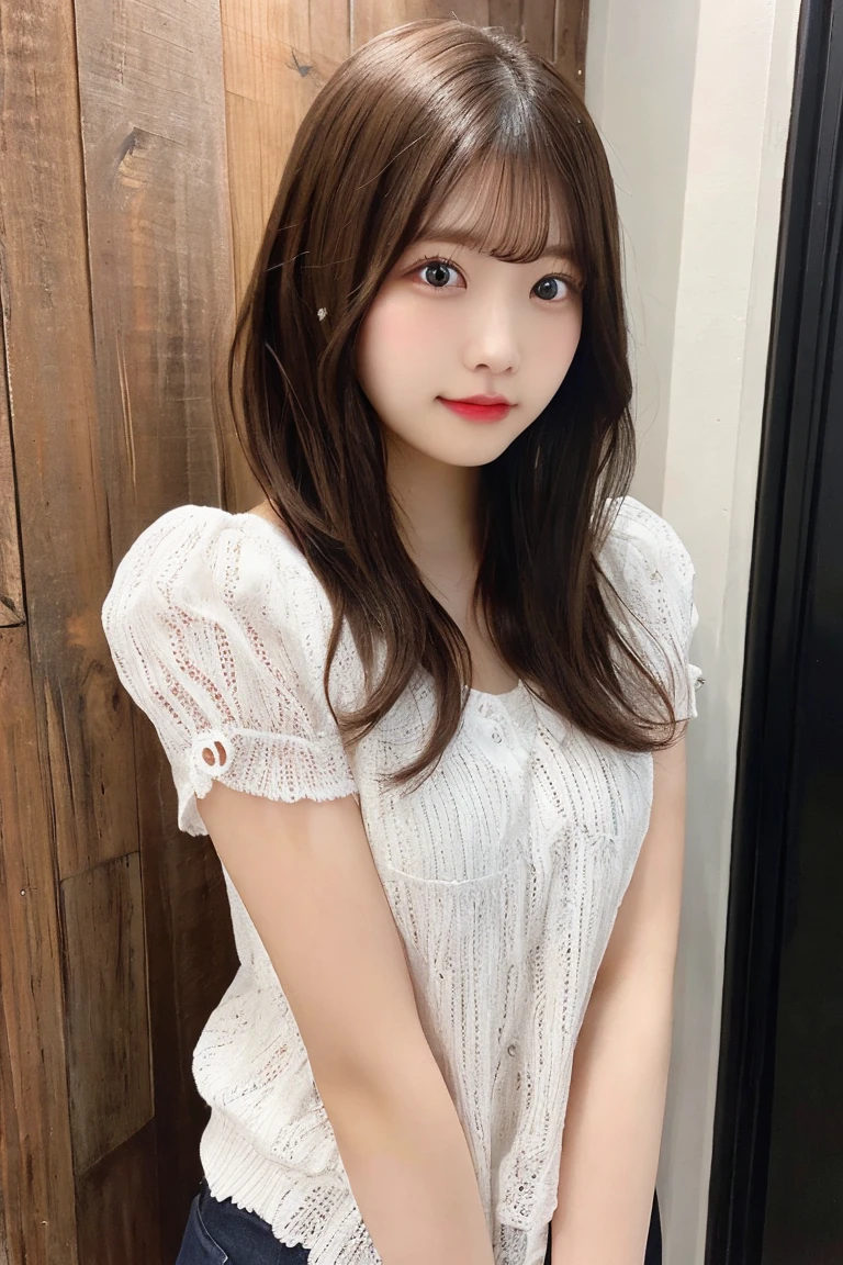 8K highest quality、（beautiful）、woman、Brown Hair、22 years old、Semi-short hair