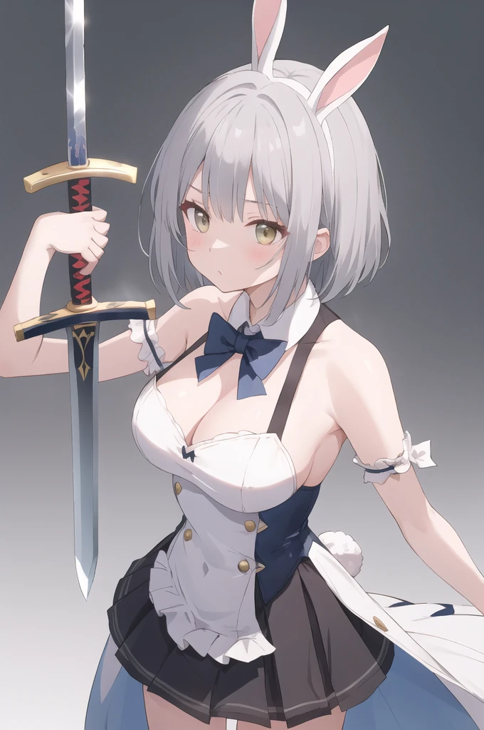 Bunny girl、Raise a large sword、Gray Hair、short hair