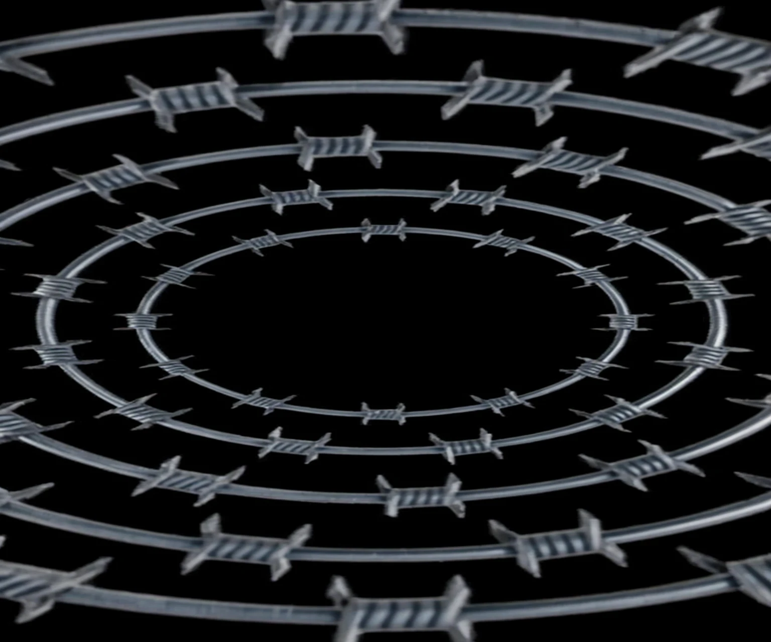 Barbed wire circles hipnotic 