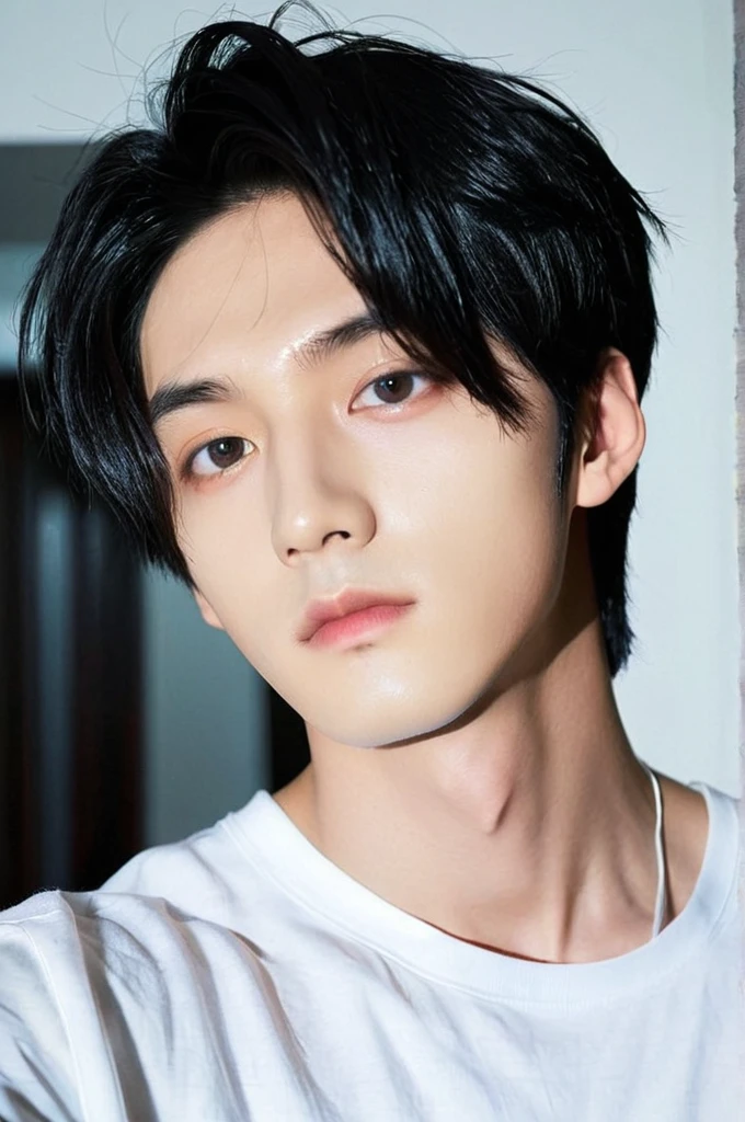 One boy, Young man with black hair  (Mash Straight Hair),Male K-Pop Idols, Levi Ackerman, Medium portrait,chop, Beautiful Model, Oval Face, Vivid,Selfie,(In a dark room),The whole body is shown