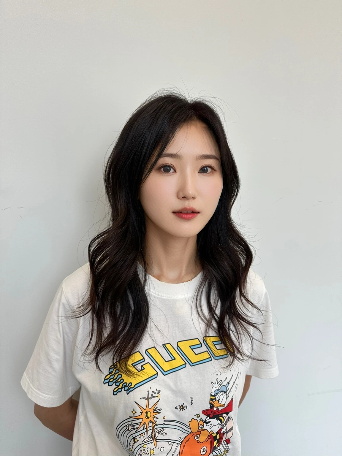 Best Quality, 8k, Masterpiece, (Portrait: 1.3), (photo realistic:1.4), (hyper realistic:1.4), Sharp Focus, looking at viewer, (smoother lighting:1.1), (increase cinematic lighting quality:0.9), realistic lighting, backlighting, light on face, ray trace, (brightening light:1.2), (Increase quality:1.4), sharp detail, (best quality real texture skin:1.4), finely detailed eyes, black_eyes, finely detailed face, 25 year old Korean woman