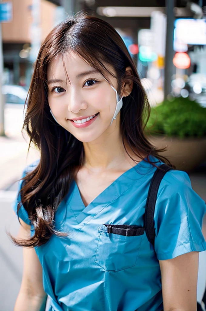 Dental hygienist wearing reddish brown medical scrubs Japanese woman in her early 20s with black hair Upper body close-up smile Shooting outside Harmony々