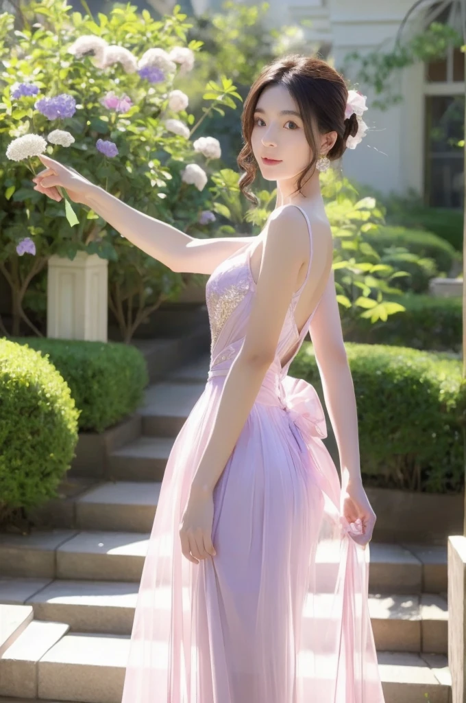 live-action、4K、Beautiful women in their 30s。Lavender-colored crystal-like texture、A long, transparent dress that lets you see your bare skin。Sleeveless。Cleavage。Her hair was tied up in a bun、It is slung over the shoulder。She walks gracefully in the breeze。Her eyes are light brown、She has droopy eyes and slightly plump cheeks.。Large room in the Crystal Palace、The walls and floors are made of crystal。The light reflects off the floor、The overall contrast is flat.。