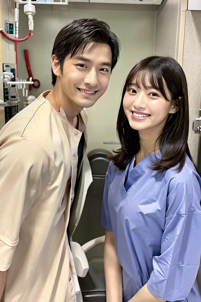 dentist Male and female2people 黒色の医療スクラブ着用 日本people 黒髪 20代後半 Main upper body smile Photo shoot in the hospital No accessories included