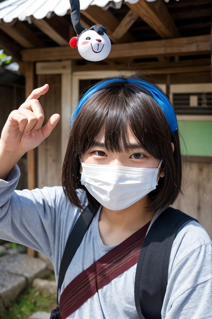 A 22-year-old man wearing an onigiri mask on his head。Friendly personality。fine。Ikebo。Poisonous tongue。Two-dimensional。