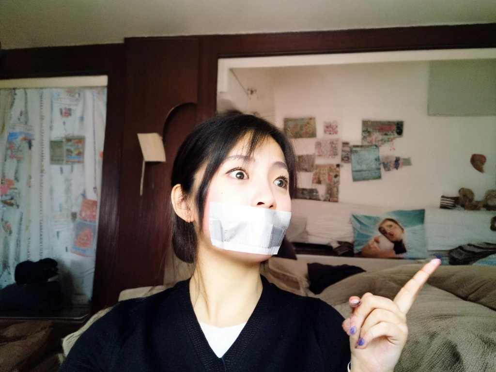 One female, selfie、face close up、cheerful smile、big tear bag、tape gag,Room lighting:none、front lighting:weak、Photo taken with iPhone、Japanese cute half-haired girl、profile、looking at the camera、black sweater, white wallpaper only, Rooms without lights、