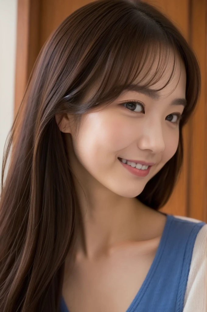 (Highly realistic photos, High resolution, Detailed face, Fine grain), ((Shooting in the room))、Japanese women, 20-year-old, A variety of expressions, alone:1, Slim figure, Round eyes、Various hairstyles, Casual clothing, 写真の中でalone、Selfie、Photographed in natural light、Simple Necklace、Spring Clothes、Looking at the camera、profile、Dark Brown Hair Color、The chest is visible、smile