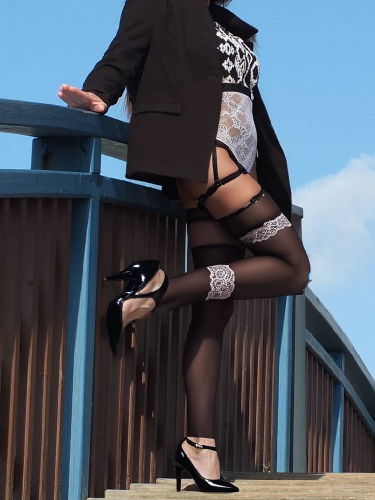 nude, white stockings, lace garter, pointy shoes, photo