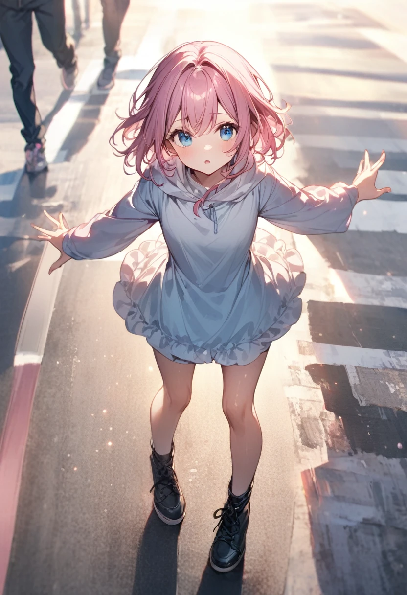 Blocking the way in the middle of the road、Open your arms、whole body、Girl with pink hair、blue eyes