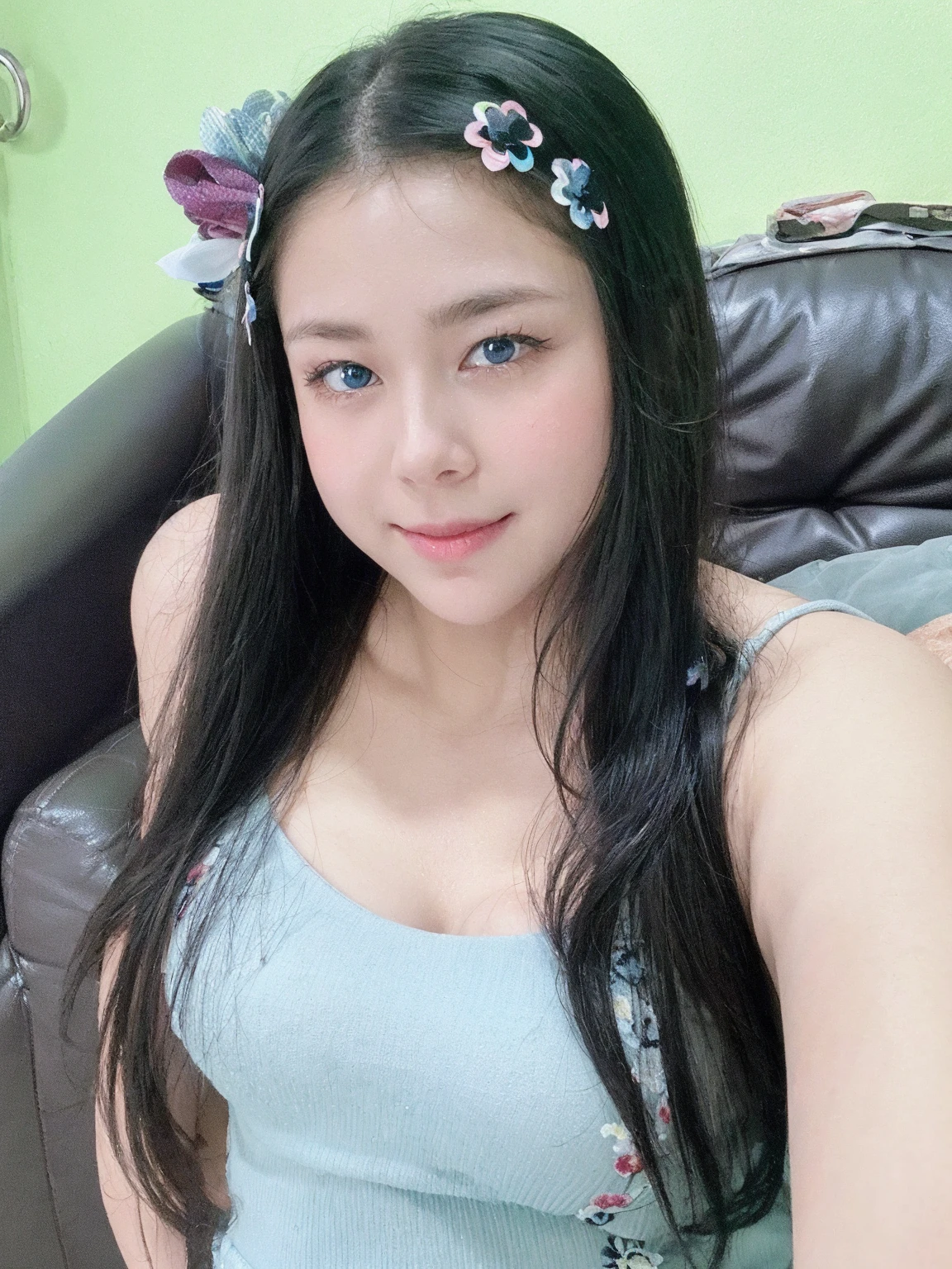 (masterpiece), (Highest quality), (Super detailed), (Disheveled Hair), (figure), (One Girl), Are standing, Fashion Model, Beholder, (interview), (Simple Background), Beautiful and beautiful eyes, Delicate and beautiful face, floating, (High saturation), (Colorful Splash), Colorful Bubbles, (Shine), Focus on the face, ponytail, Light blue hair, bangs, Hair Ring, floating Flowers, floating Hairs, (The Shining), Best lighting, Best Shadow,
at beach,((((mega breasts)))), (micro bikini),
,Polka dot bikini,
,((Sparkling beautiful blue eyes)),