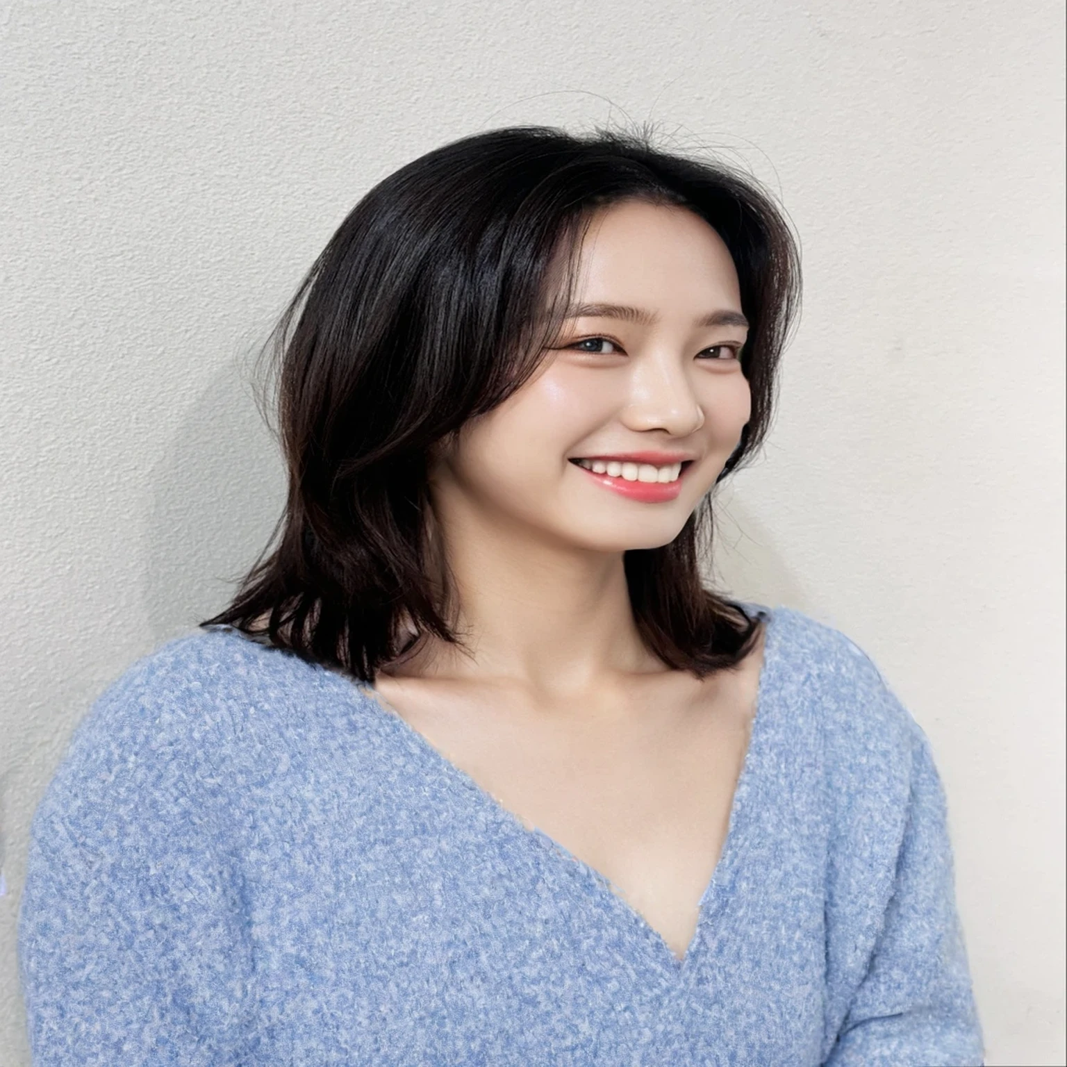 Best Quality, 8k, Masterpiece, (Portrait: 1.3), (photo realistic:1.4), (hyper realistic:1.4), Sharp Focus, looking at viewer, (smoother lighting:1.1), (increase cinematic lighting quality:0.9), realistic lighting, backlighting, light on face, ray trace, (brightening light:1.2), (Increase quality:1.4), sharp detail, (best quality real texture skin:1.4), finely detailed eyes, black_eyes, finely detailed face, 25 year old Korean woman, (white formal_shirt:1.4), (Create an image maintaining the original base model hairstyle:1.5)