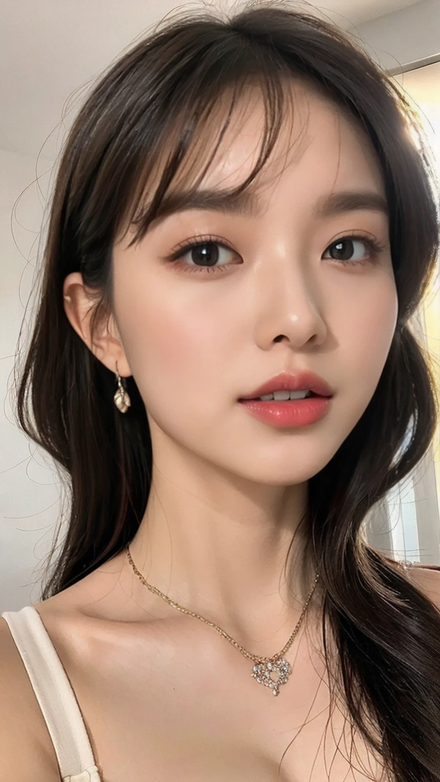 Close-up of a glamorous woman&#39;s side bust in a bikini、Large Breasts、Detailed、Vibrant colors、Realistic expression、Professional Lighting、The background is simple