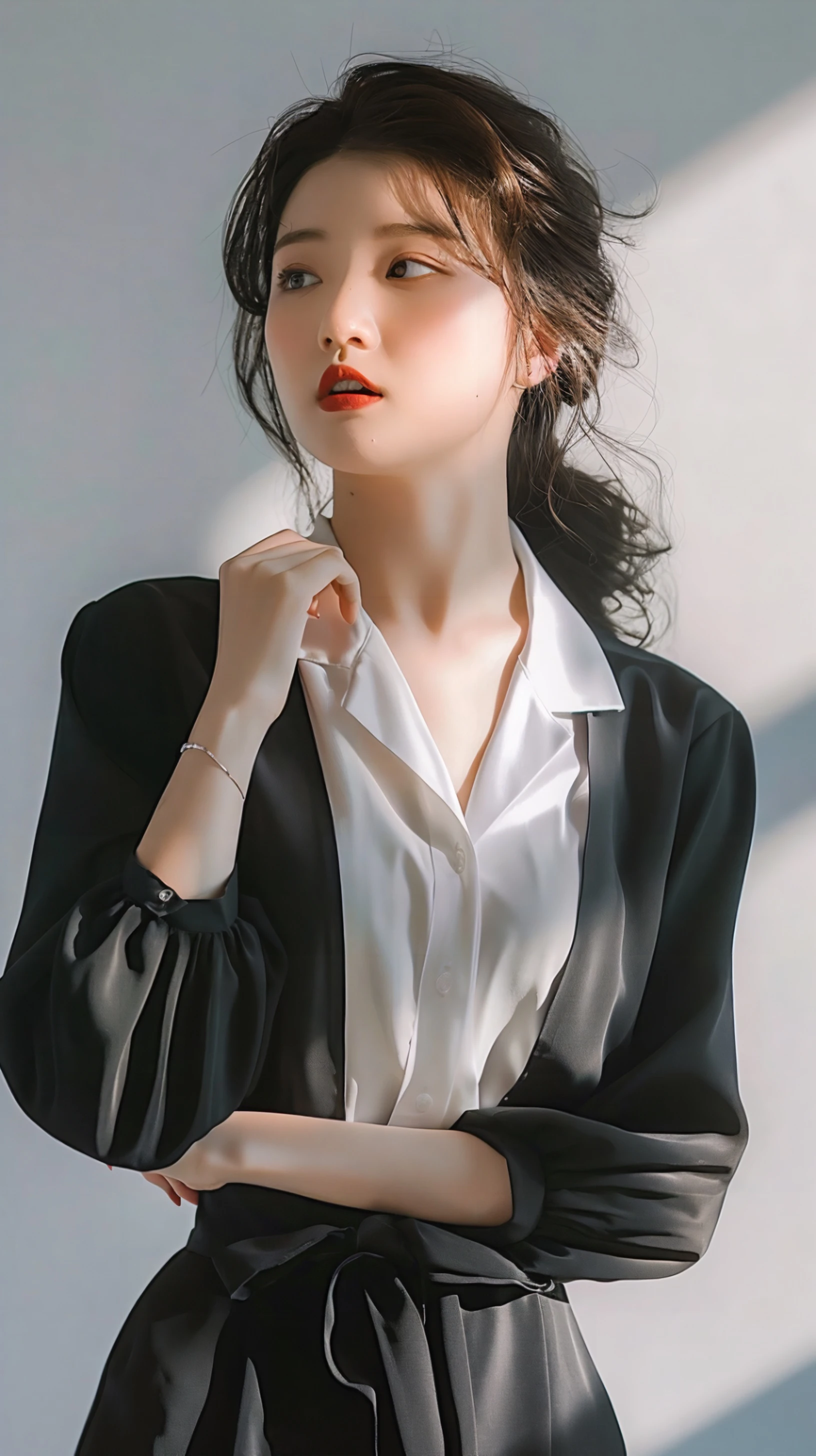 他，是否也在同样的时刻，想起了她？
